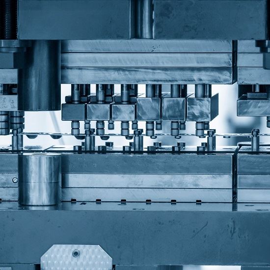 Stamping in metallo muore